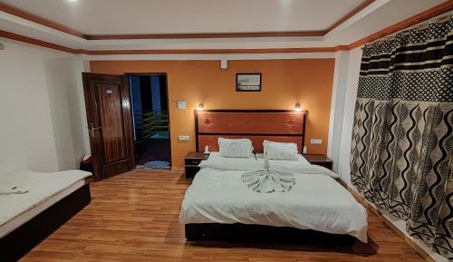 Triple Room with Balcony