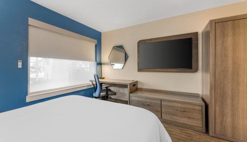 Double Room - Disability Access Roll in Shower