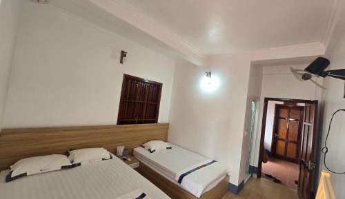 Double Room with Private Bathroom