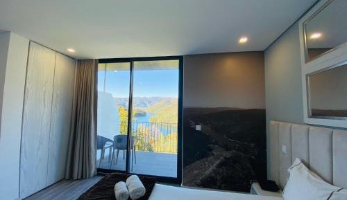 Double Room with Mountain View