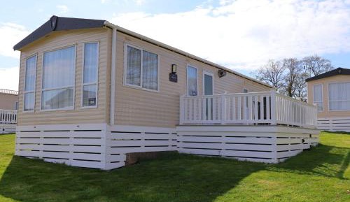Three-Bedroom Holiday Home 