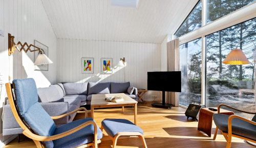Three-Bedroom Holiday Home 