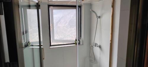 Double Room with Mountain View