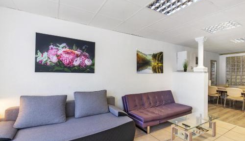 Superior One-Bedroom Apartment