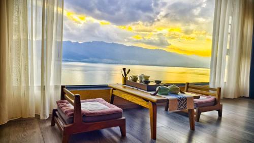 Super Unbeatable Sea View Room