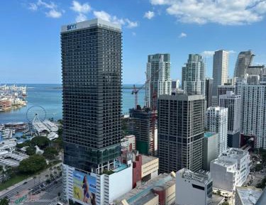 Superior One-Bedroom Apartment with Balcony