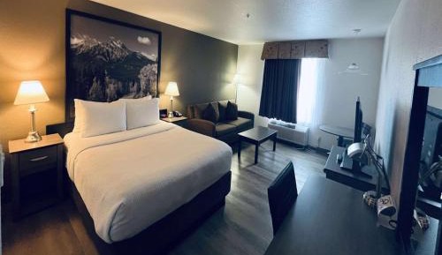 King Room with Kitchenette - Non-Smoking