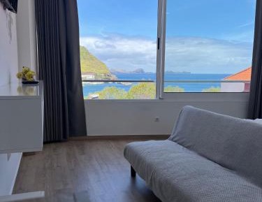 Studio Apartment with Sea View