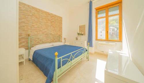 Two-Bedroom House - Split Level