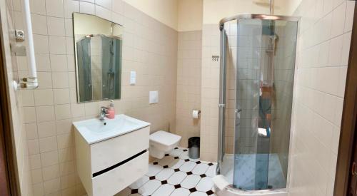 Pokój  typu Deluxe nr 18 z widokiem na las