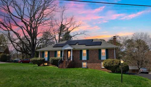 Four-Bedroom Holiday Home