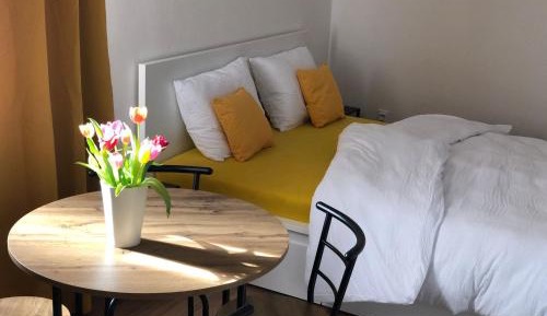 Studio Apartment with One Double Bed