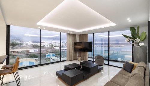 Three-Bedroom Superior Apartment