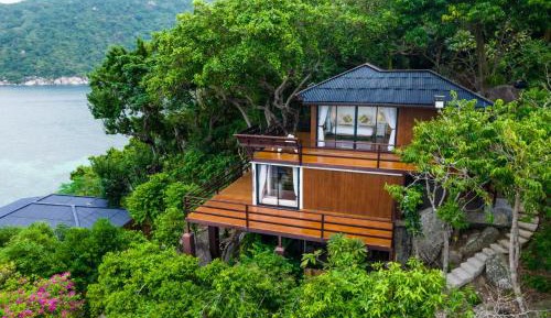 Two-Bedroom Suite with Sea View