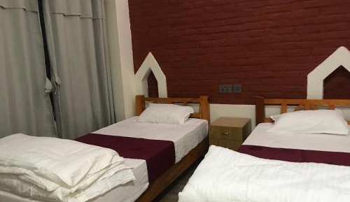 Twin Room with Mountain View