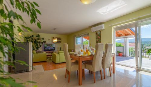 Five-Bedroom Holiday Home