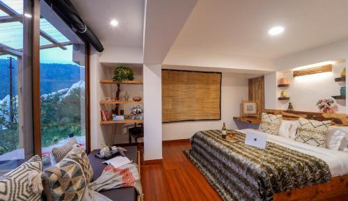 King Room with Balcony