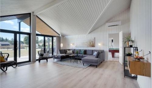 Four-Bedroom Holiday Home