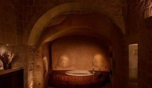 Jacuzzi Suite