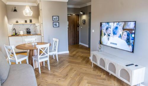 Superior One-Bedroom Apartment with Balcony