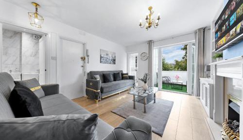 Two-Bedroom Apartment with Balcony