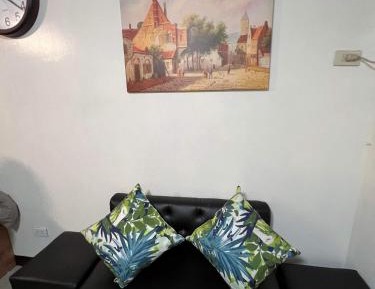 Queen Studio
