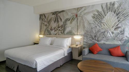 Express Super Queen Room