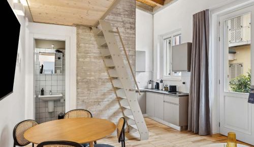 One-Bedroom Apartment with Sofa Bed