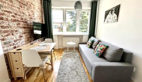 One-Bedroom Apartment with Terrace