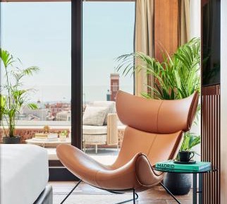 Thompson Suite with Terrace