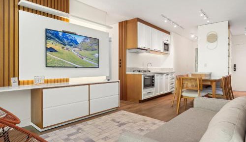 Two-Bedroom Deluxe Apartment with Balcony