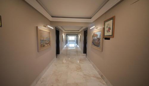 Family Room with Garden View