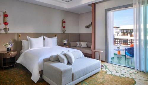 Deluxe Room King