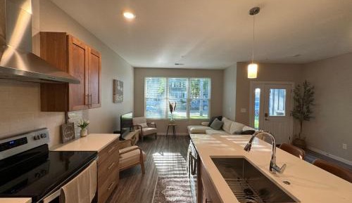 Three-Bedroom Townhouse