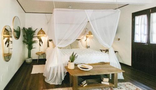 King Room with Balcony