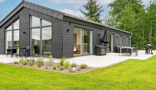 Four-Bedroom Holiday Home