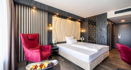 Deluxe Single Room