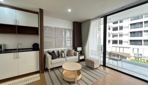 One-Bedroom Apartment