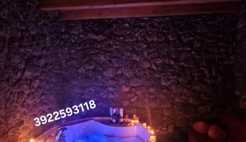 Suite with Hot Tub