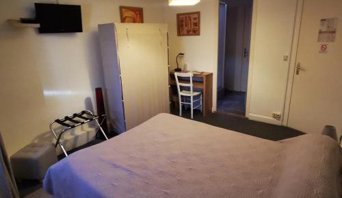 Triple Room with Private Bathroom