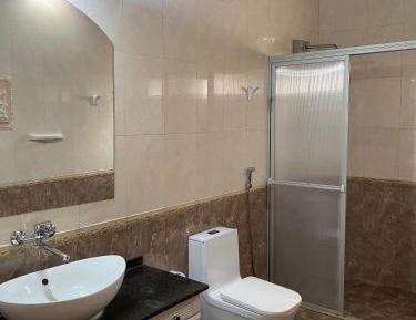 Quadruple Room with Private Bathroom