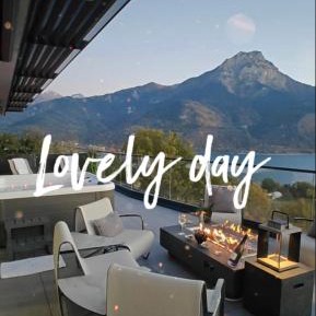 Apartment with Lake View