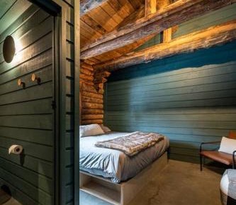 One-Bedroom Chalet