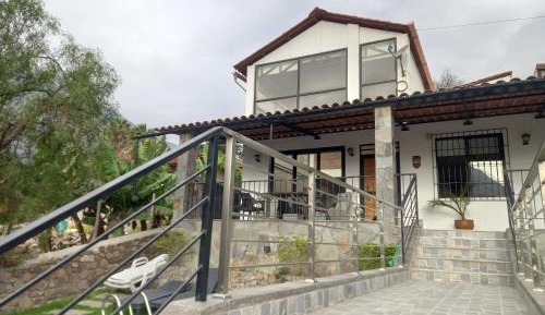 Three-Bedroom Holiday Home 