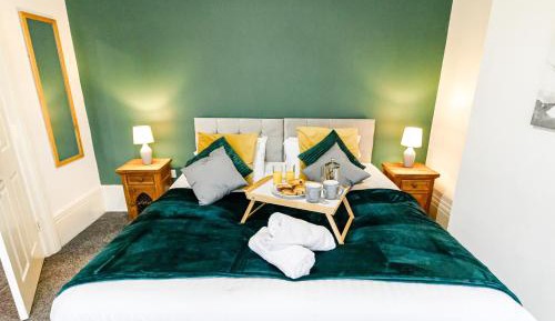 Three-Bedroom Premium Apartment