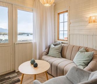One-Bedroom Cabin