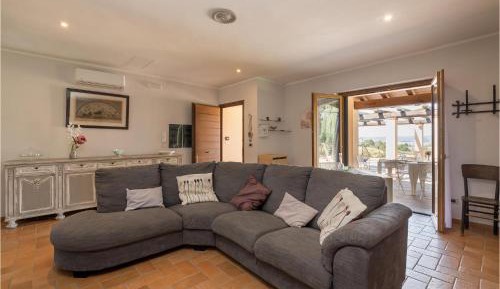 Five-Bedroom Holiday Home