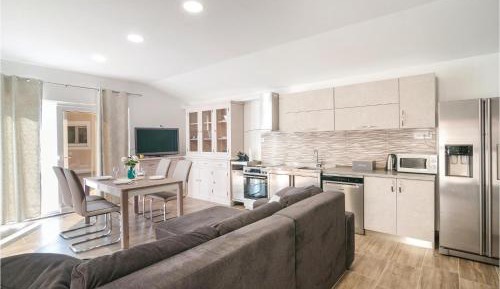 Four-Bedroom Holiday Home