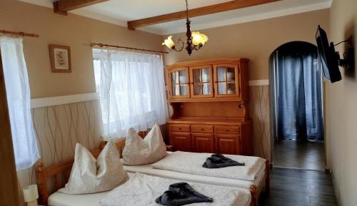 Superior Deluxe Double or Twin Room 