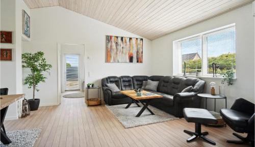 Two-Bedroom Holiday Home